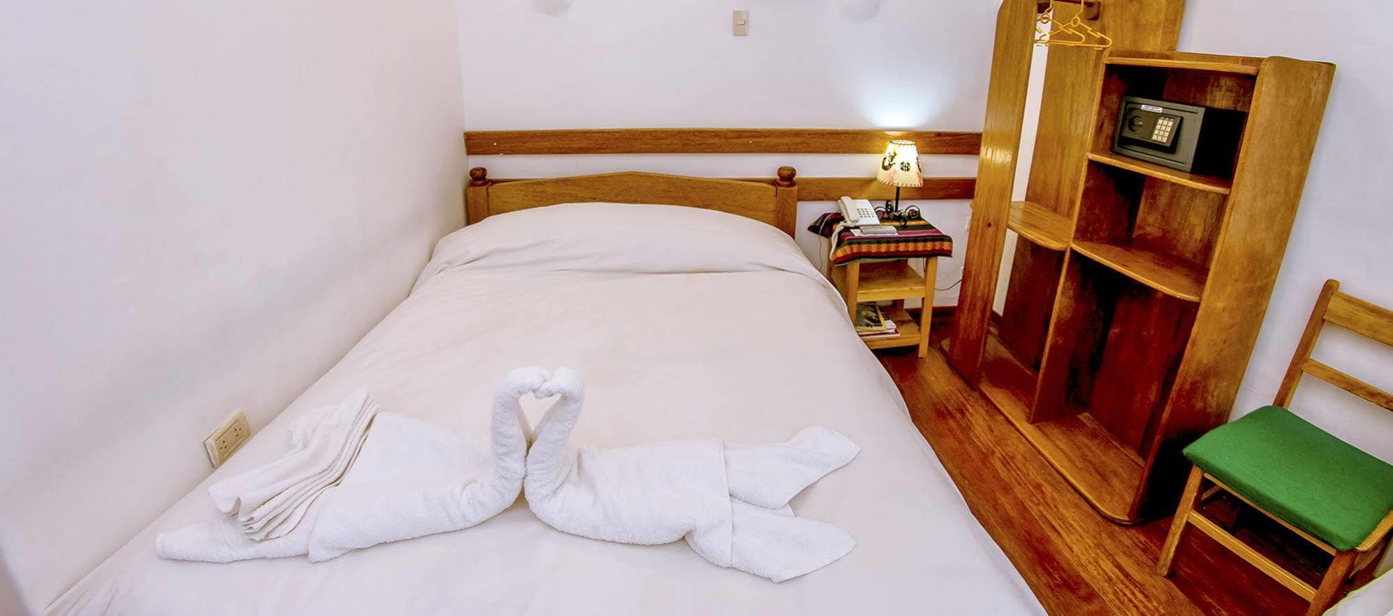 Hostal El Grial Куско Екстер'єр фото