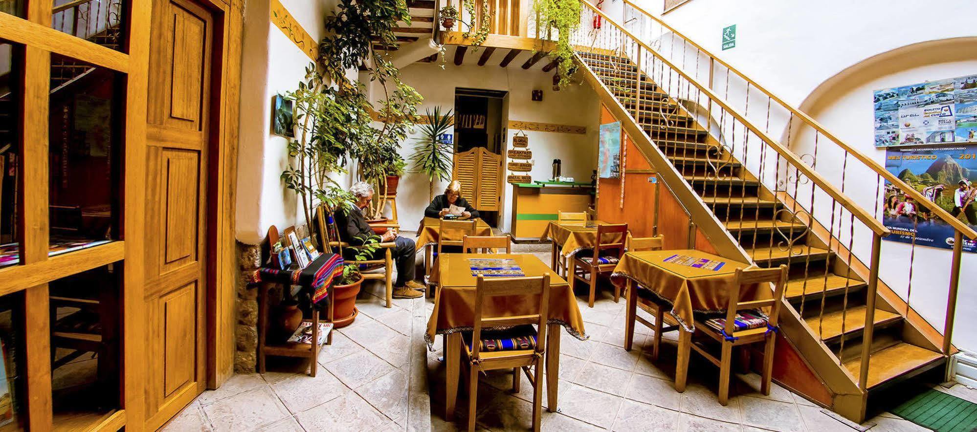 Hostal El Grial Куско Екстер'єр фото
